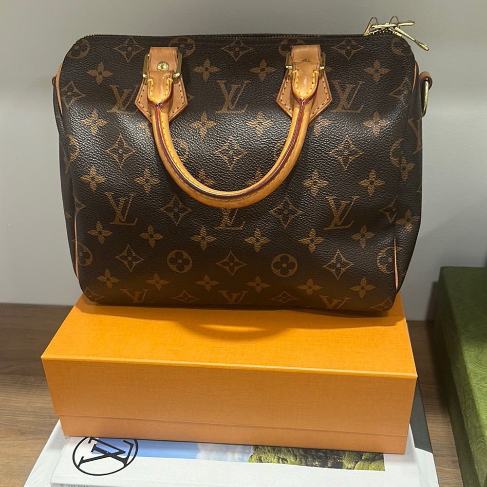 Louis Vuitton Speedy 25 Bandouliere Monogram Canvas